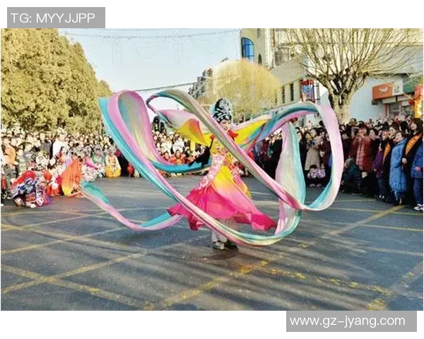 扭秧歌与足球明星的精彩碰撞视频展现传统与现代的完美融合